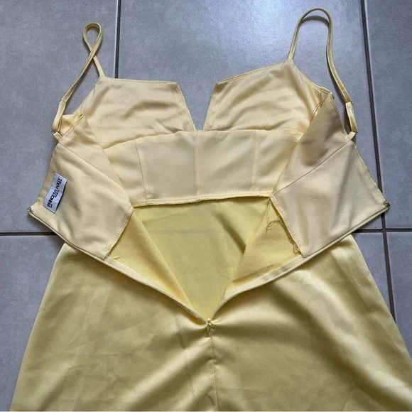 Della Mini Dress Butter Yellow - Picture 8 of 10